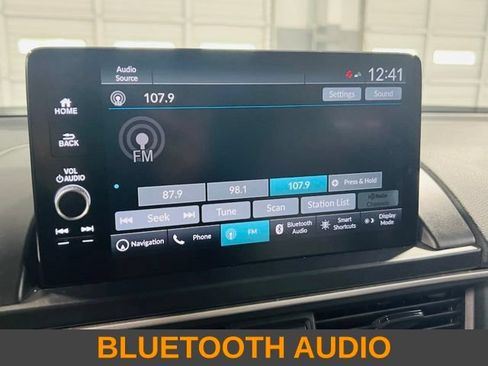 Used 2023 Honda Pilot Elite image 6