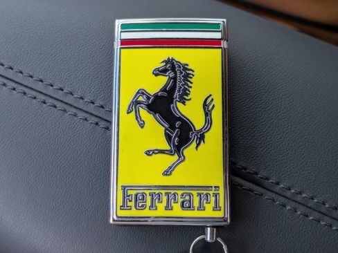 Used 2022 Ferrari Roma RWD image 38