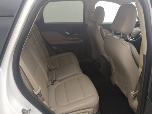 Used 2022 Lincoln Corsair FWD image 19