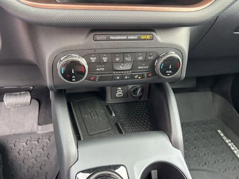 Used 2024 Ford Bronco Sport Outer Banks w/ Tech Package image 27