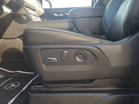 Used 2023 GMC Yukon Denali RWD image 25