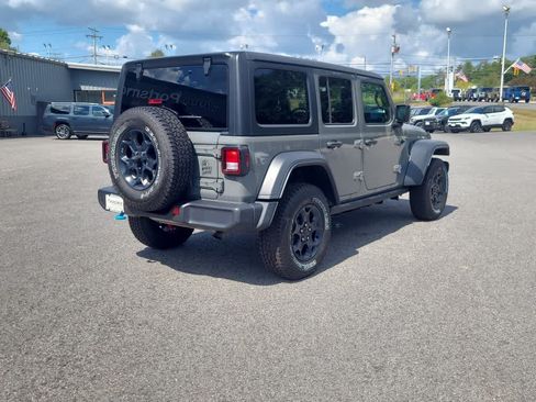 Used 2023 Jeep Wrangler Unlimited w/ Cold Weather Group AWD/4WD image 8