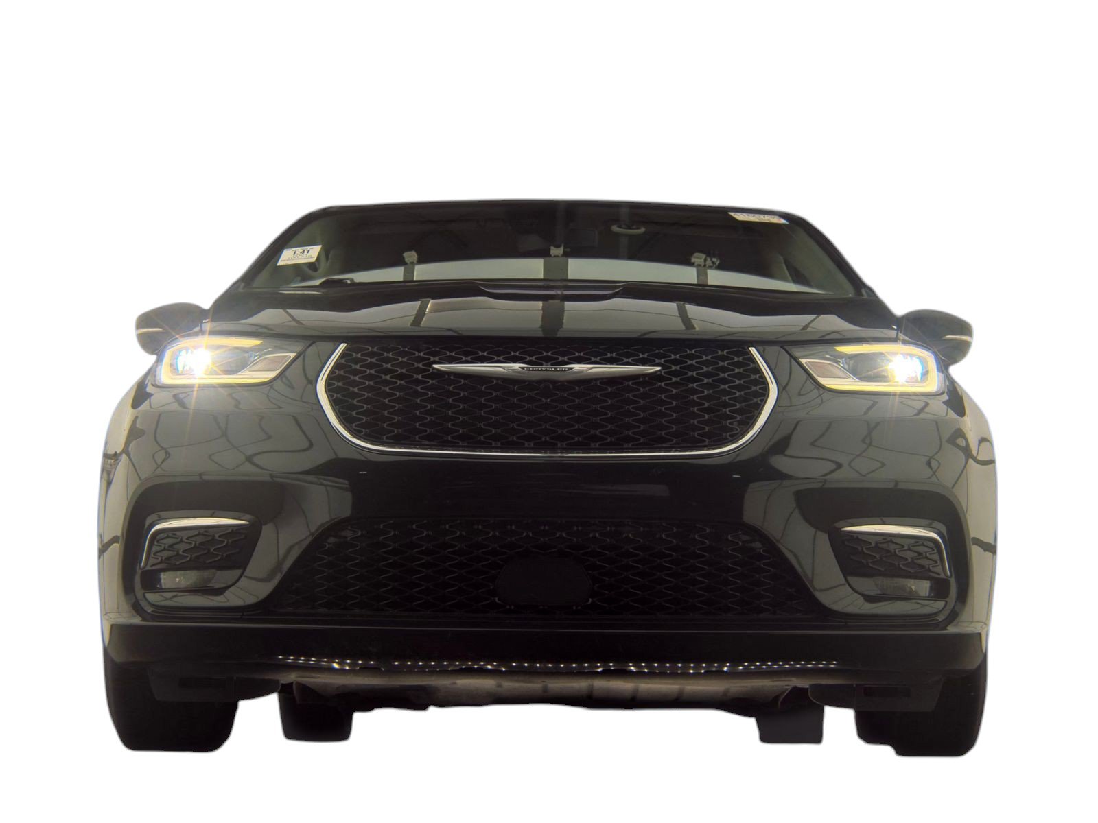 Used 2024 Chrysler Pacifica Touring-L FWD image 5