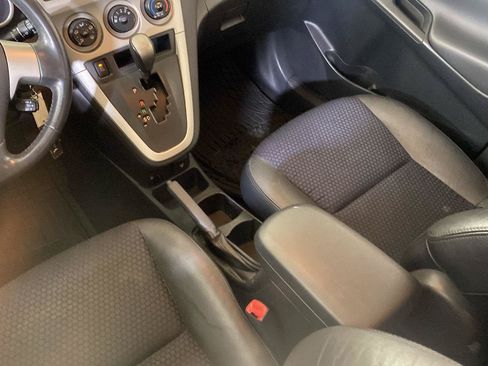 Used 2009 Pontiac Vibe GT FWD image 40