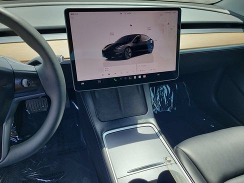 Used 2023 Tesla Model 3 Standard Range RWD image 21