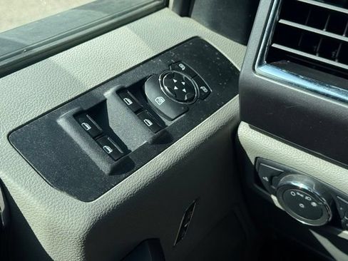 Used 2018 Ford F250 XLT w/ Camper Package AWD/4WD image 33