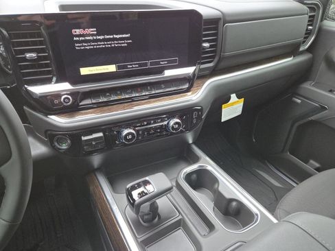 New 2026 GMC Sierra 1500 Elevation w/ Preferred Package AWD/4WD image 31