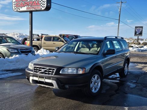 Used 2006 Volvo XC70 AWD/4WD image 3