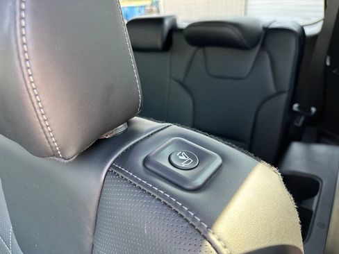Used 2024 Kia Telluride SX Prestige X-Pro AWD/4WD image 25
