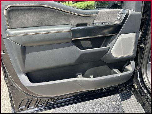Used 2022 Ford F150 Platinum w/ Equipment Group 701A High AWD/4WD image 18