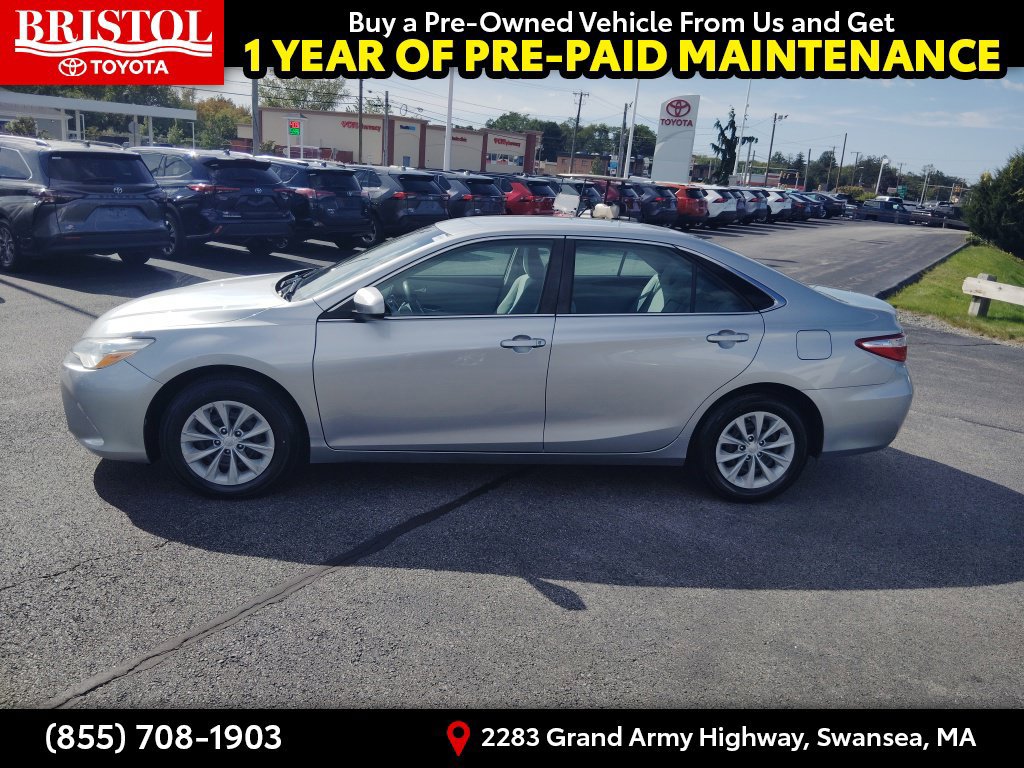 Used 2017 Toyota Camry LE FWD image 4