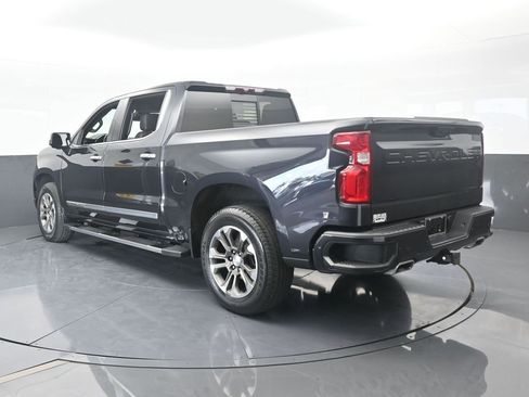 Used 2022 Chevrolet Silverado 1500 High Country image 4