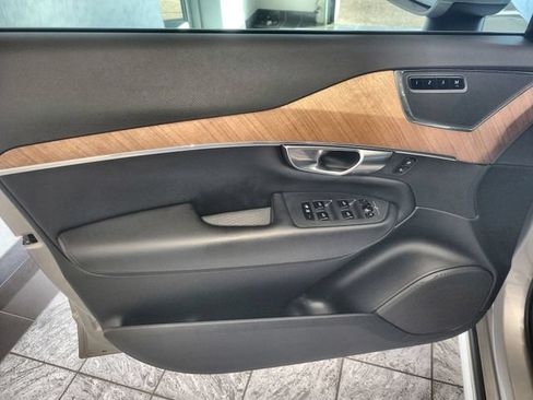 Used 2023 Volvo XC90 B6 Plus w/ Protection Package Premier AWD/4WD image 13