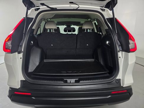 Used 2025 Honda CR-V EX image 18