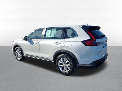Used 2023 Honda CR-V LX image 5