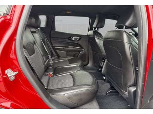 Used 2023 Jeep Compass Altitude image 16