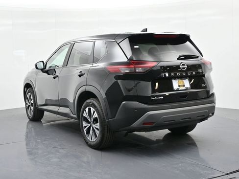 Used 2023 Nissan Rogue SV image 8