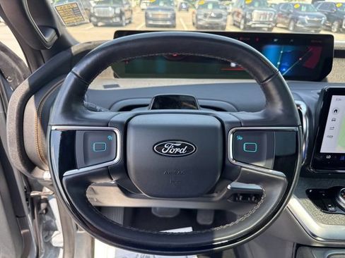 Used 2025 Ford Expedition Tremor AWD/4WD image 25