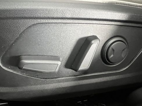 Used 2022 Hyundai Tucson Limited image 11