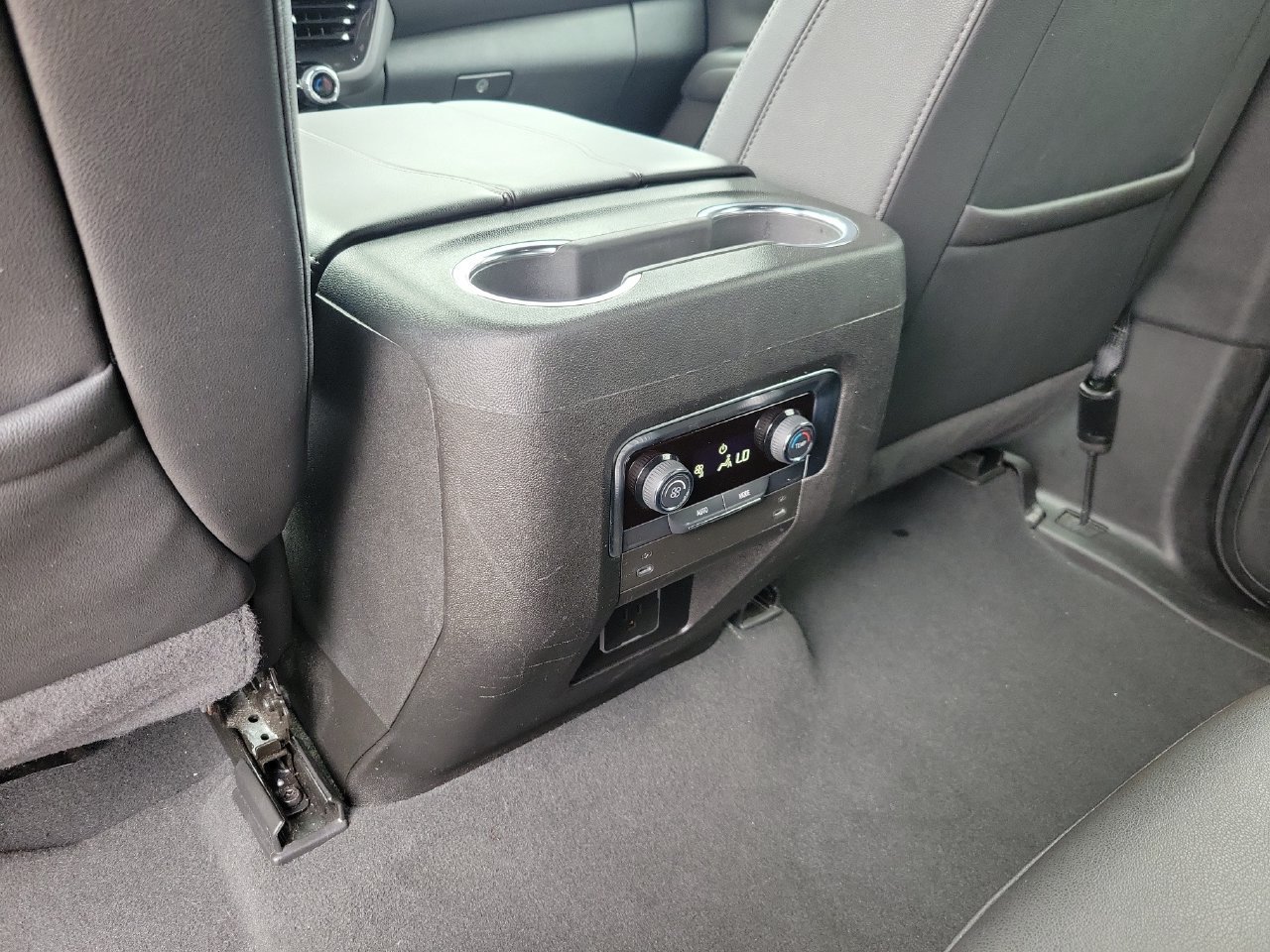 Certified 2025 Chevrolet Tahoe Z71 AWD/4WD image 11