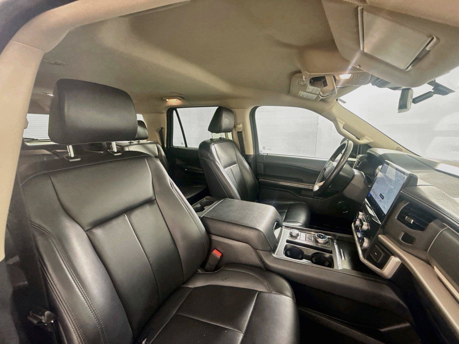 Used 2022 Ford Expedition Max XLT AWD/4WD image 15