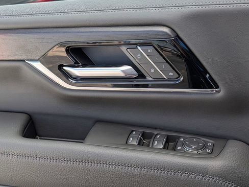 New 2026 GMC Yukon XL Denali w/ Denali Reserve Package AWD/4WD image 22