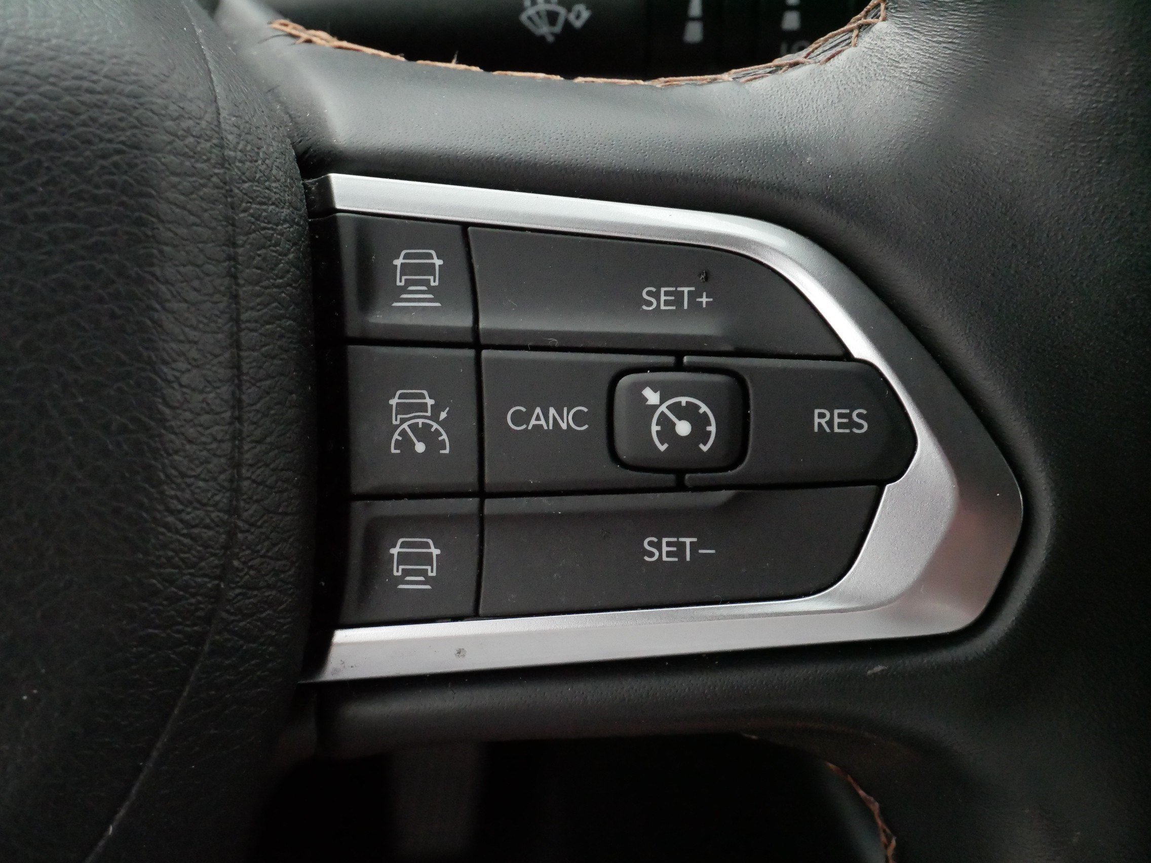 Certified 2022 Jeep Compass Limited AWD/4WD image 25