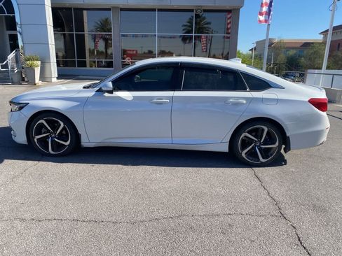 Used 2020 Honda Accord Sport image 10