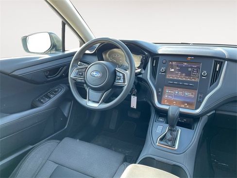 Used 2020 Subaru Outback 2.5i Premium image 10