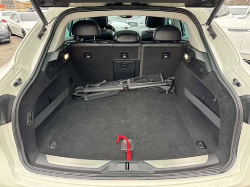 Used 2017 Maserati Levante w/ Luxury Package image 40