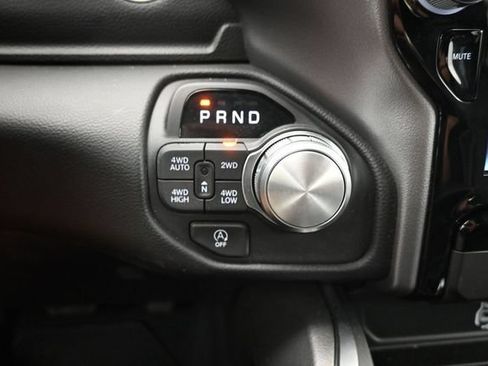 Used 2026 RAM 1500 Laramie AWD/4WD image 9