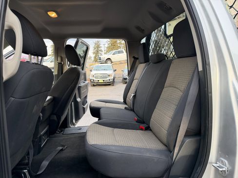 Used 2012 RAM 3500 ST w/ Chrome Appearance Group image 11