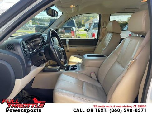 Used 2007 Chevrolet Silverado 1500 LT w/ 2LT Audio Package RWD image 13
