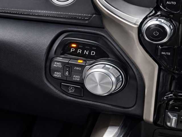 Used 2019 RAM 1500 Laramie AWD/4WD image 15