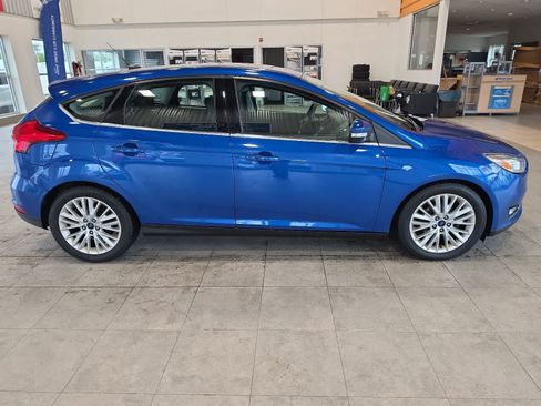Used 2018 Ford Focus Titanium FWD image 5