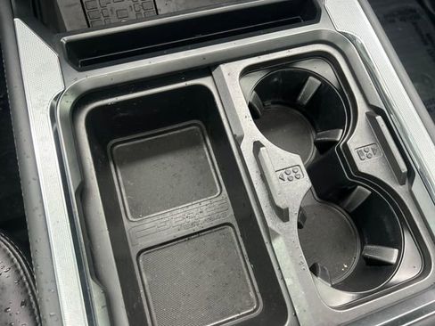 Used 2025 Ford F450 Platinum w/ FX4 Off-Road Package image 19