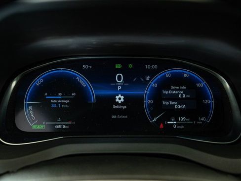 Used 2023 Toyota Venza Limited image 23