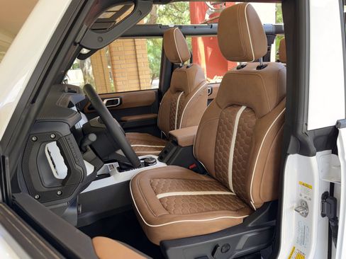 Used 2026 Ford Bronco Outer Banks AWD/4WD image 16