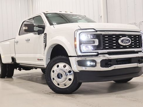 New 2026 Ford F450 King Ranch w/ Chrome Package image 39