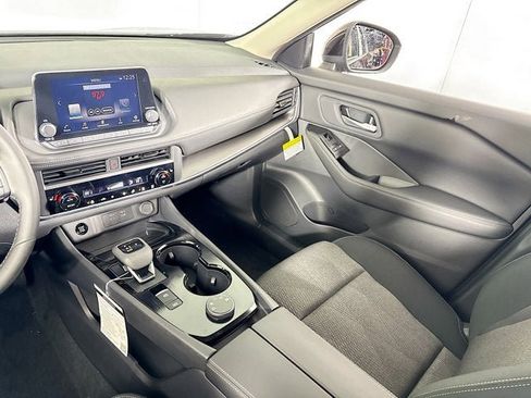 New 2026 Nissan Rogue SV w/ Cold Weather Package image 20