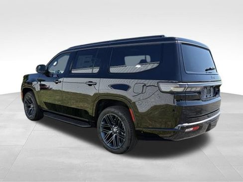 New 2026 Jeep Grand Wagoneer 4WD image 2
