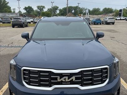Used 2024 Kia Telluride SX