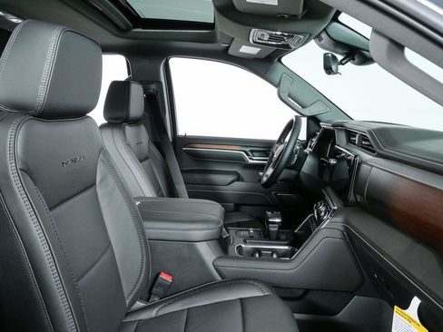 New 2026 GMC Sierra 1500 Denali AWD/4WD image 24