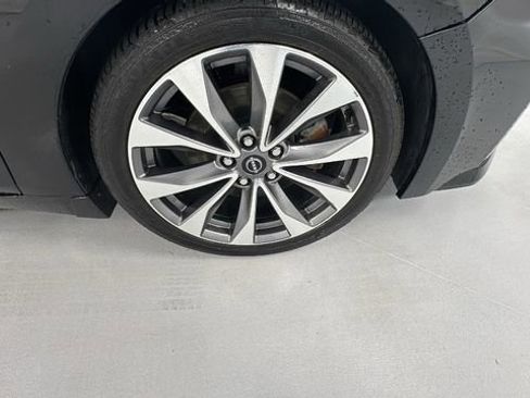 Used 2023 Nissan Maxima Platinum w/ Sport Mat Group image 9