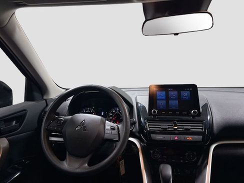 Used 2022 Mitsubishi Eclipse Cross LE image 23
