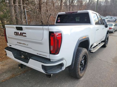 Used 2020 GMC Sierra 3500 Denali w/ Denali Ultimate Package image 7