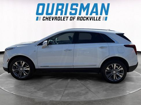 Used 2025 Cadillac XT5 Premium Luxury w/ Technology Package AWD/4WD image 3