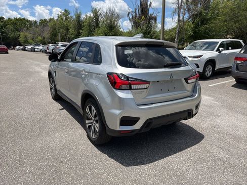 Used 2025 Mitsubishi Outlander Sport SE AWD/4WD image 3