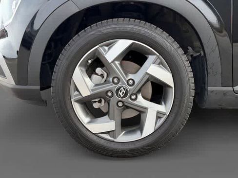 Certified 2024 Hyundai Venue SEL image 16