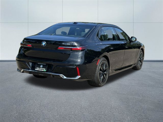 Certified 2023 BMW i7 xDrive60 AWD/4WD image 6
